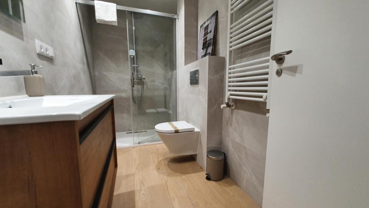 Auditorio Vicele - 2 Hab Y Sofa-Cama - Wifi - Vut-3692-As Oviedo Buitenkant foto